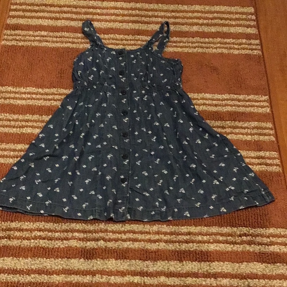 I’m selling a dress from gap denim size 8 medium really nice